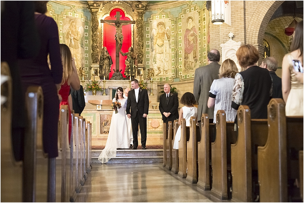 basilicaofstlawrencecenturyroomdestinationwedding28.jpg