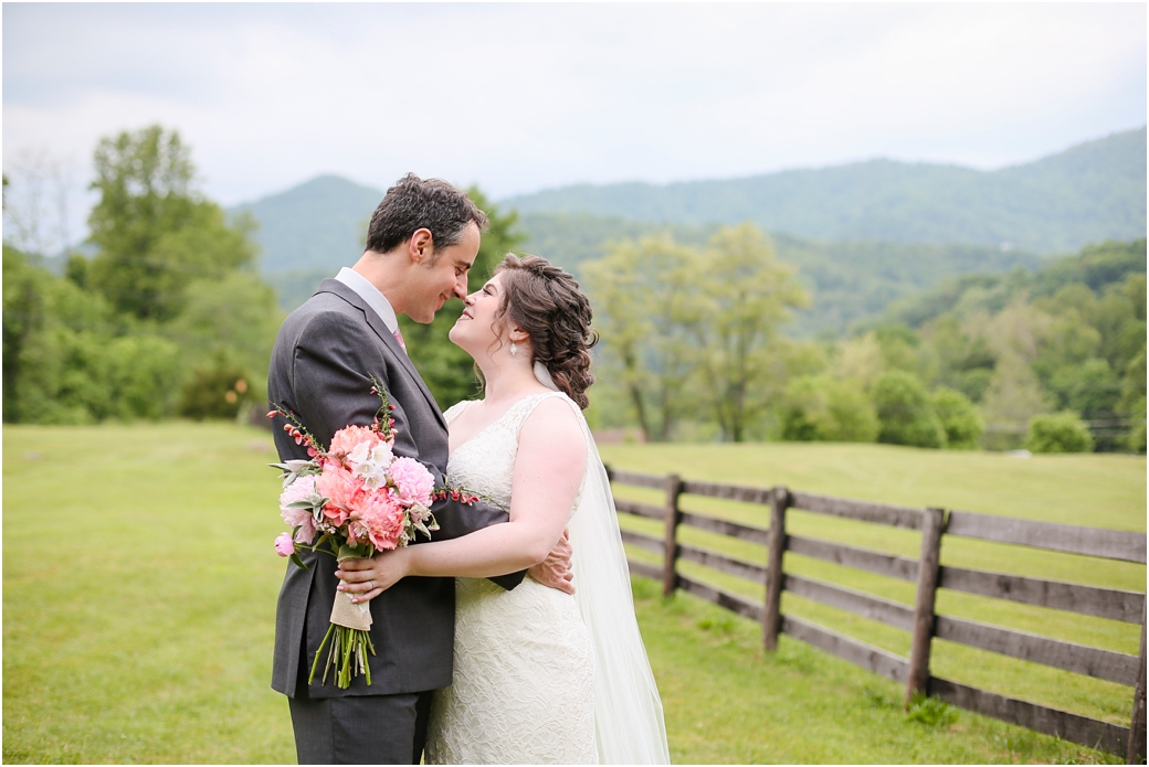 fieldsofblackberrycoveweddingphotographer42.jpg