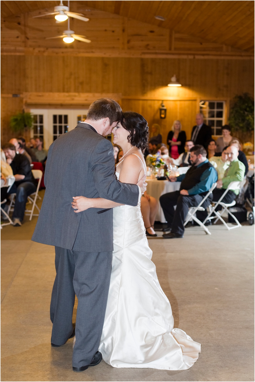 twin cedar farm Wedding