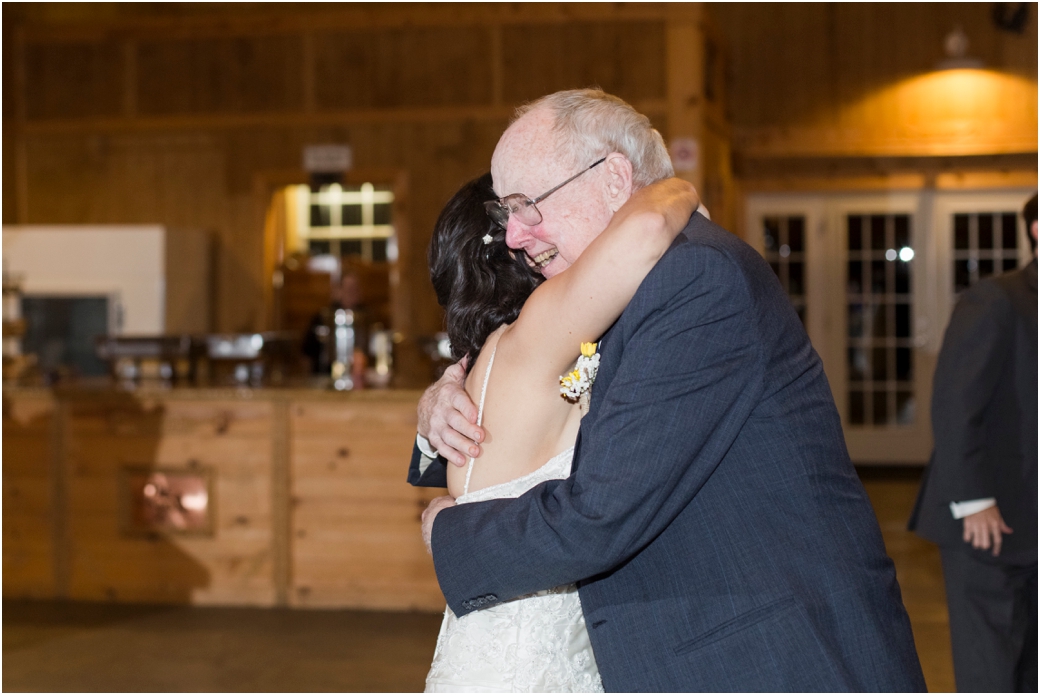 twin cedar farm Wedding