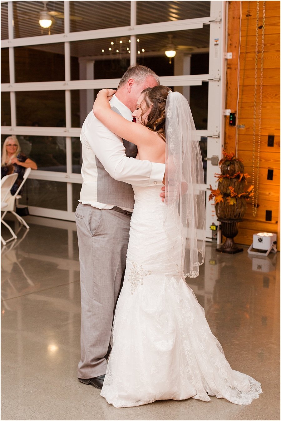 carriagehousewedding113.jpg